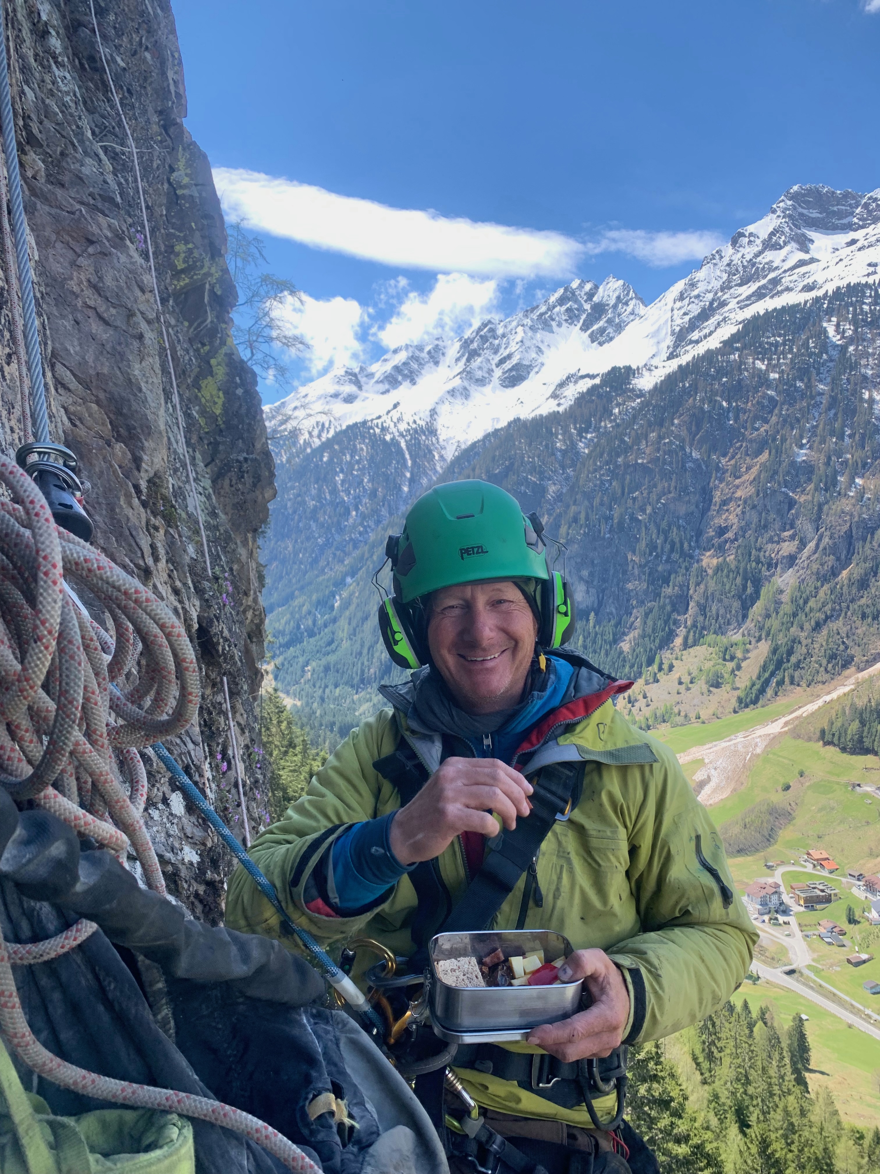 Seitwand_Klettersteigbau_Michl_Nah